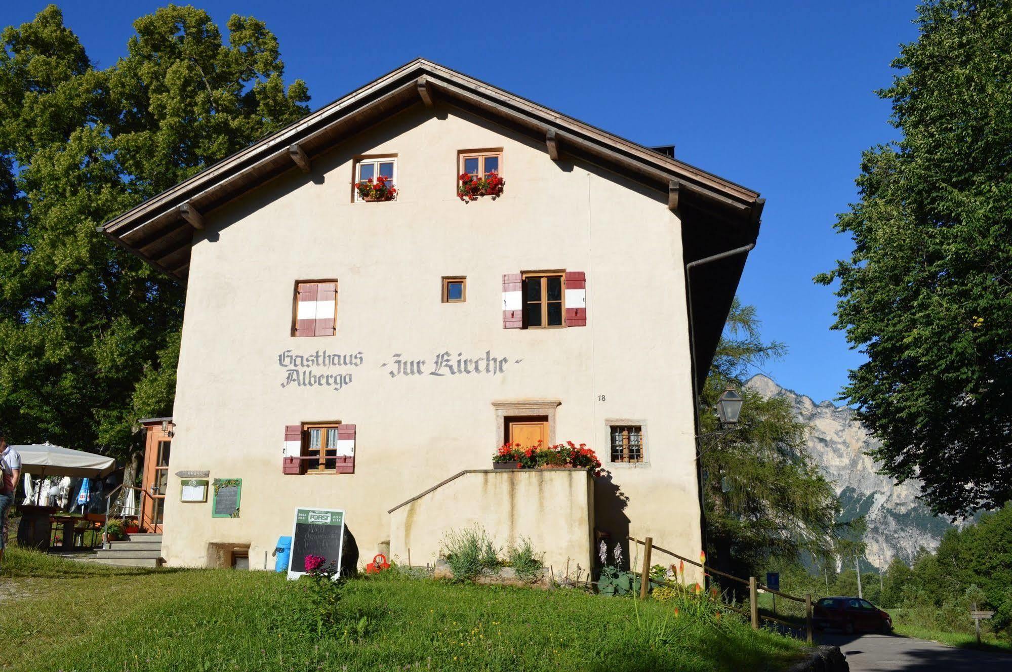Hotel Zur Kirche Magre all' Adige Exterior foto